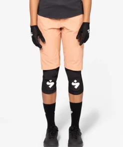 Sweet Protection Women's Hunter Slashed Shorts Rosebrown