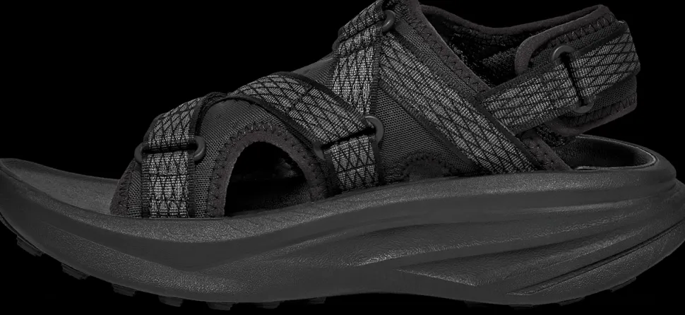 Teva Women's Aventrail R2T Trail Running Sandal Black/Black