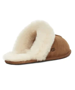 UGG Women's Scuffette II Chestnut