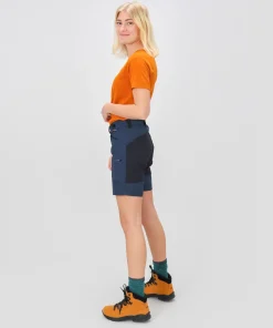 Urberg Women's Liabygda Hiking Shorts Midnight Navy