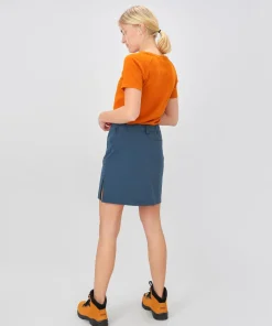 Urberg Women's Norddal Hiking Skort Midnight Navy